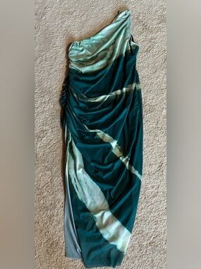SHEIN One-Shoulder Teal to Mint Ombre Draped Dress